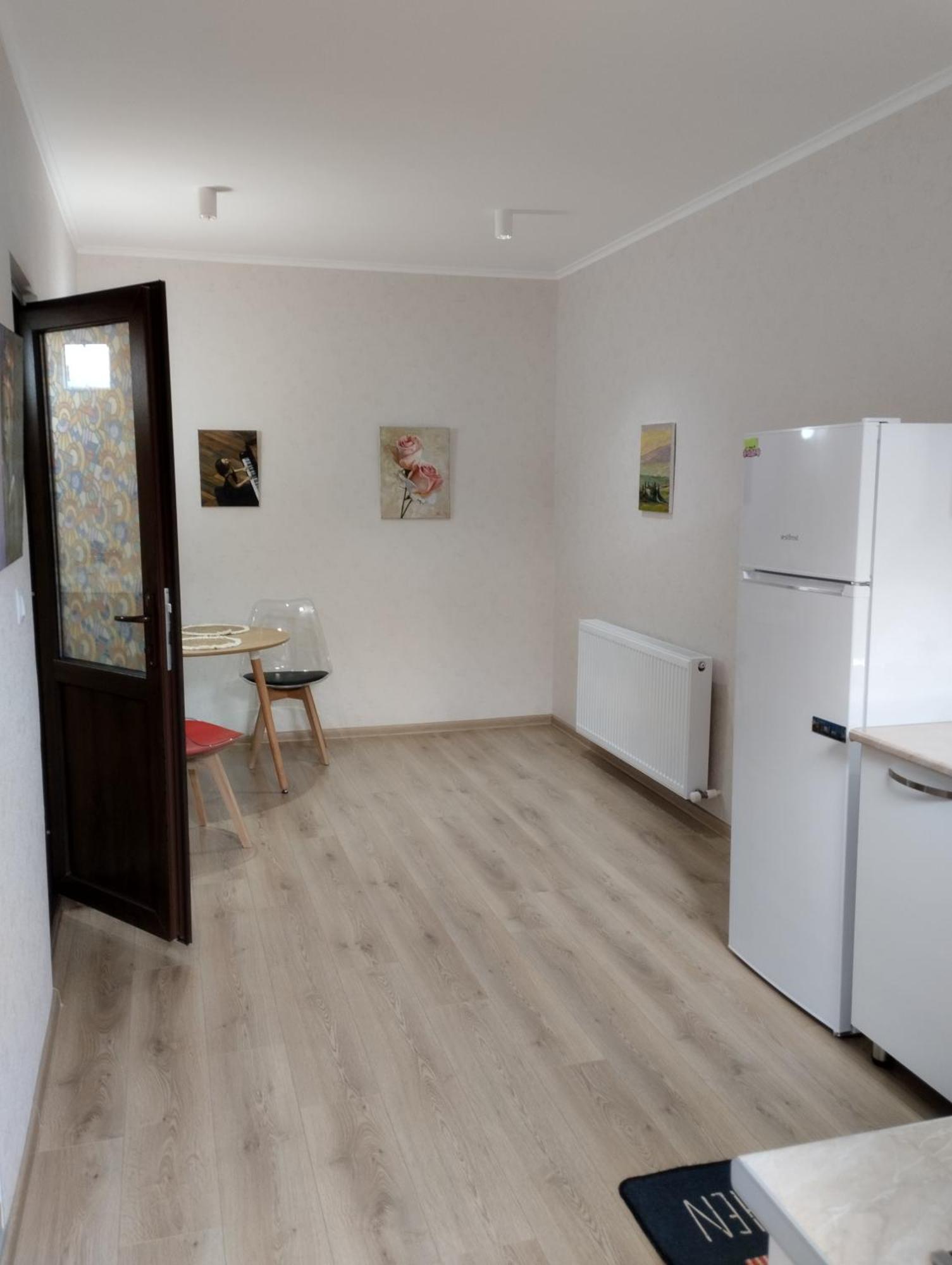 Kacharava Apartments Tbiliszi Szoba fotó